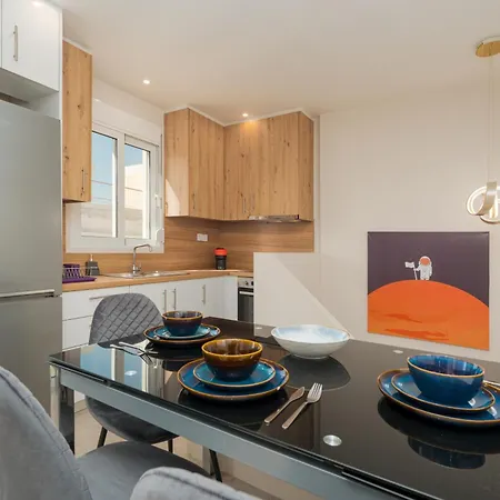 Luxury Penthouse Maisonette Nearby Acropolis *